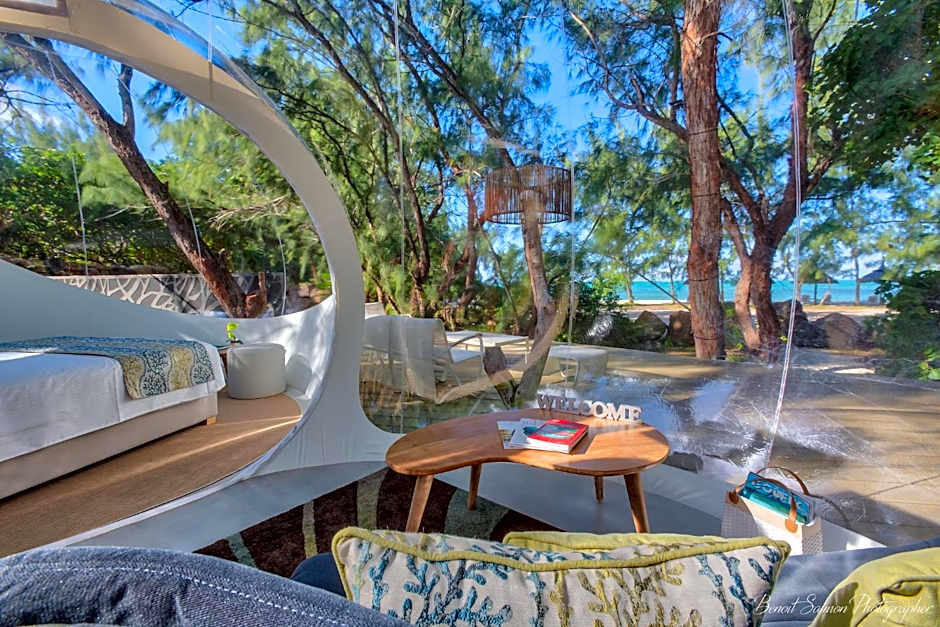 Bubble Lodge Ile aux Cerfs Island