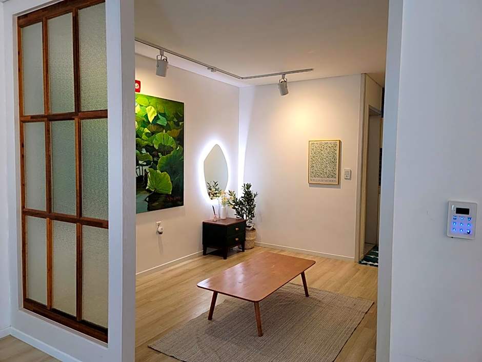 Gallery Family Hotel