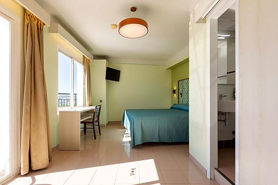 The Red Hotel - Adults Only