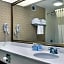 Hampton Inn & Suites Providence-Warwick Airport
