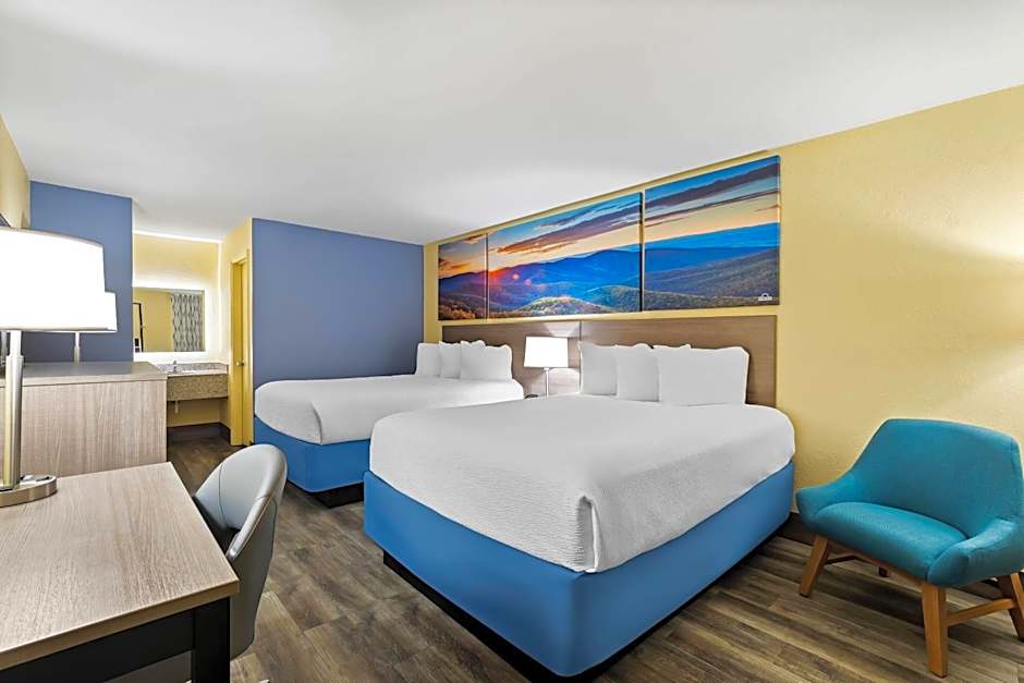 Photo 1 of 37 of Days Inn by Wyndham Cleveland TN