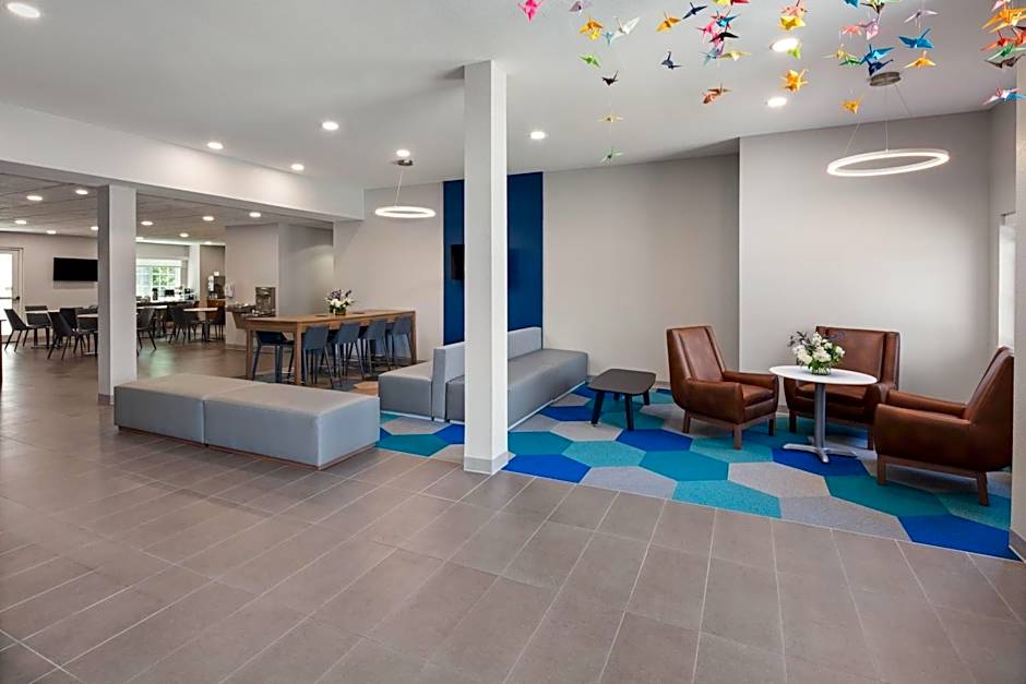 Microtel Inn & Suites by Wyndham Kearney