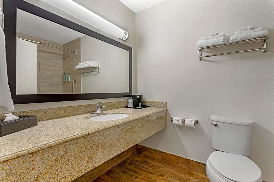 Best Western Kettleman City Inn & Suites