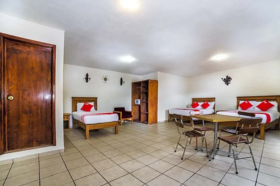 OYO Casa Banqueta Alta, Antigua Estación del Ferrocaril, Guanajuato Centro