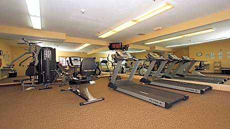 Candlewood Suites KANSAS CITY AIRPORT