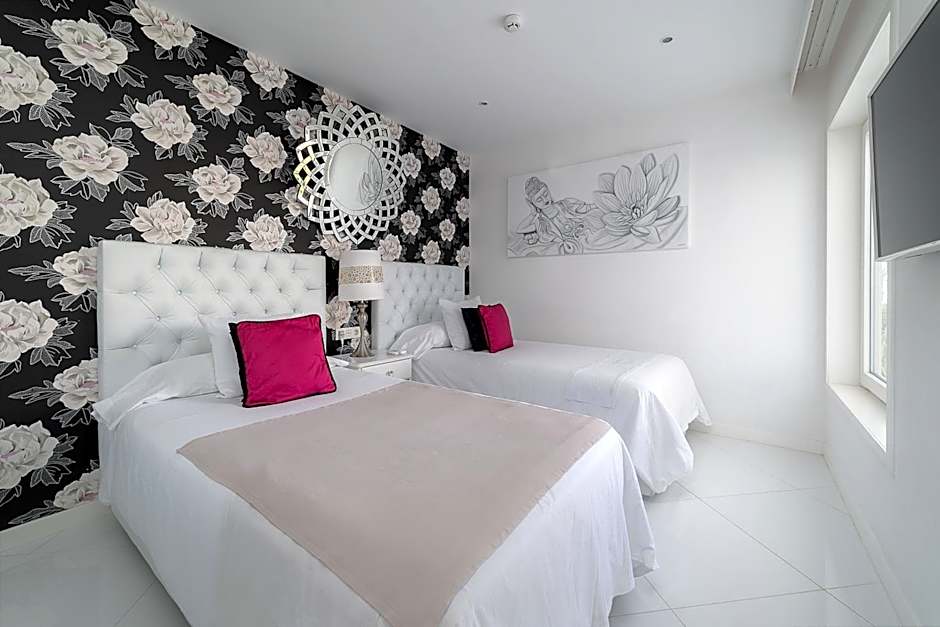 Lani's Suites de Luxe - Adults Only