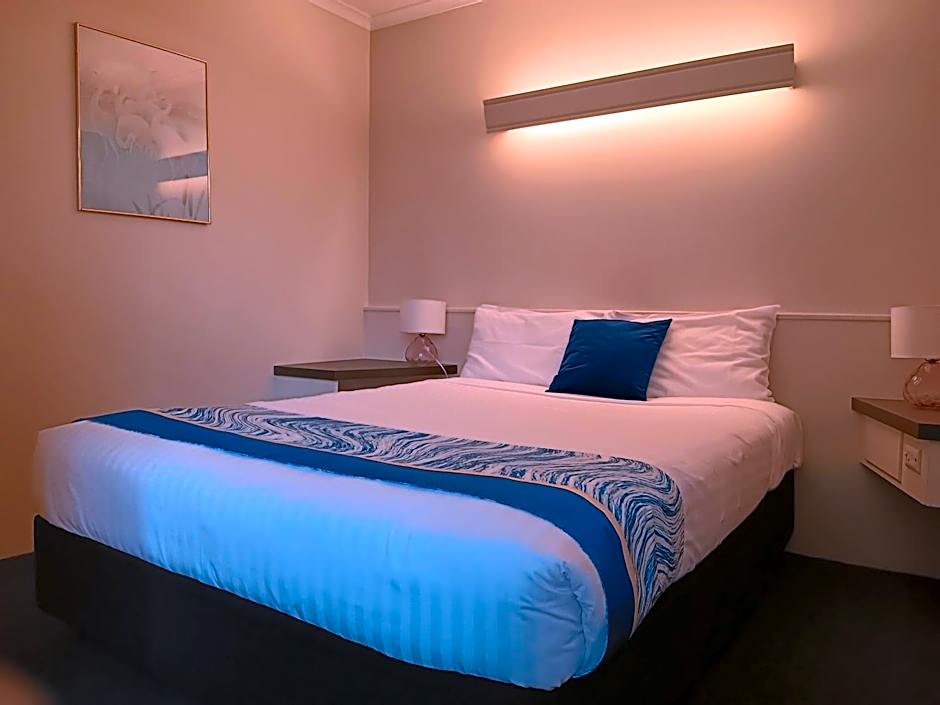 Parklane Motel