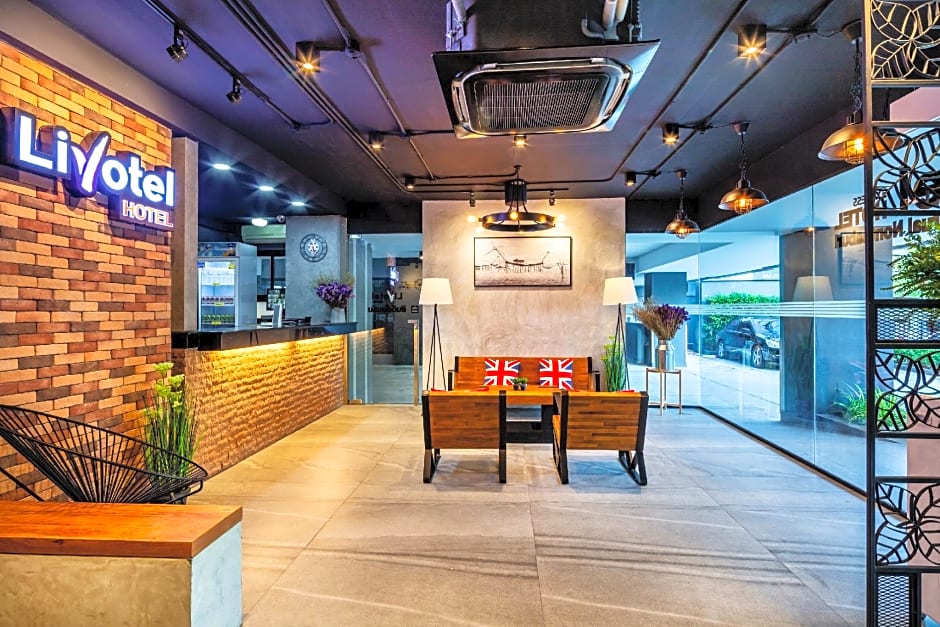 Livotel Express Hotel Bang Kruai Nonthaburi (SHA Extra Plus)