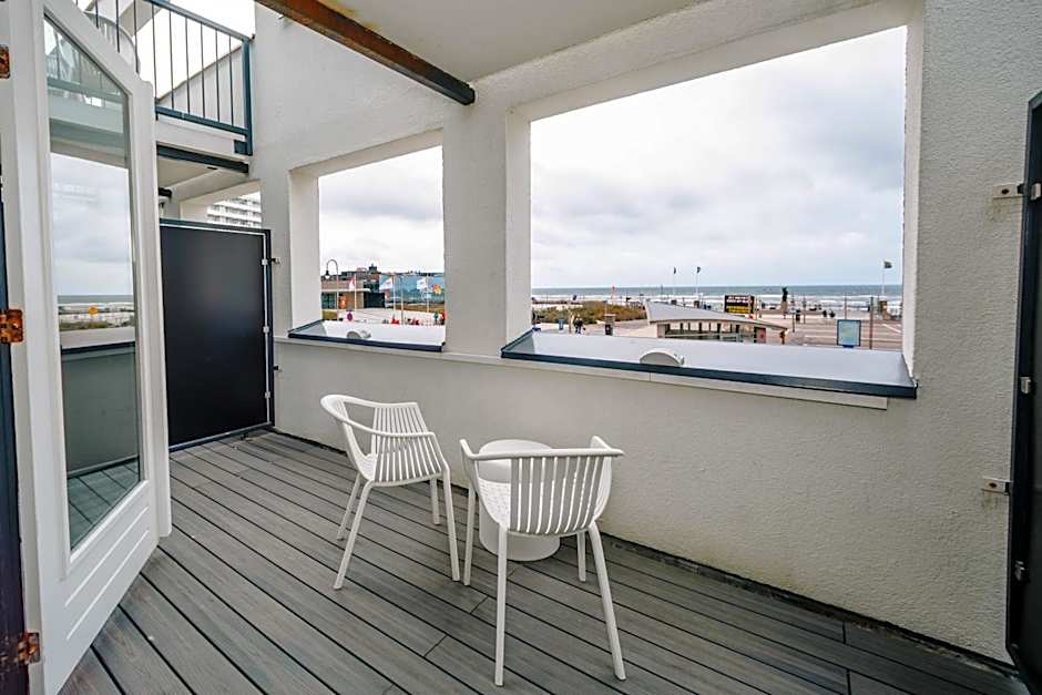 Amsterdam Beach Hotel