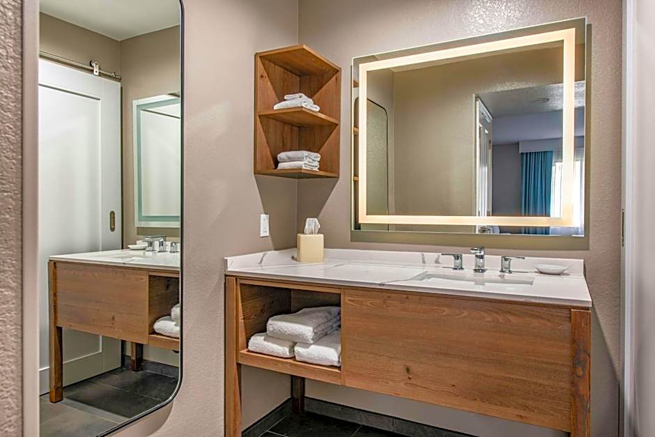 Staybridge Suites Oxnard River Ridge By IHG