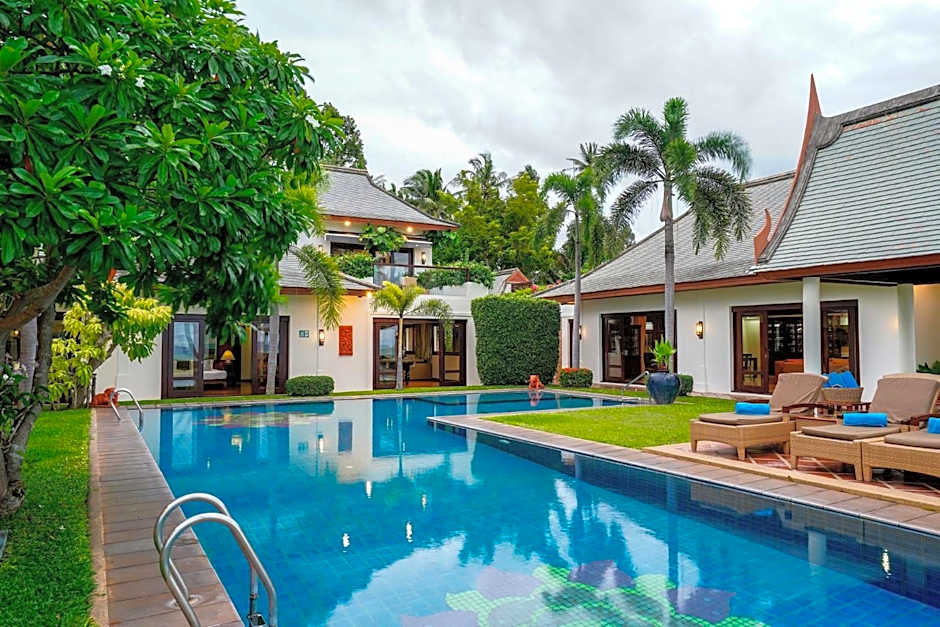 Miskawaan Beachfront Villas
