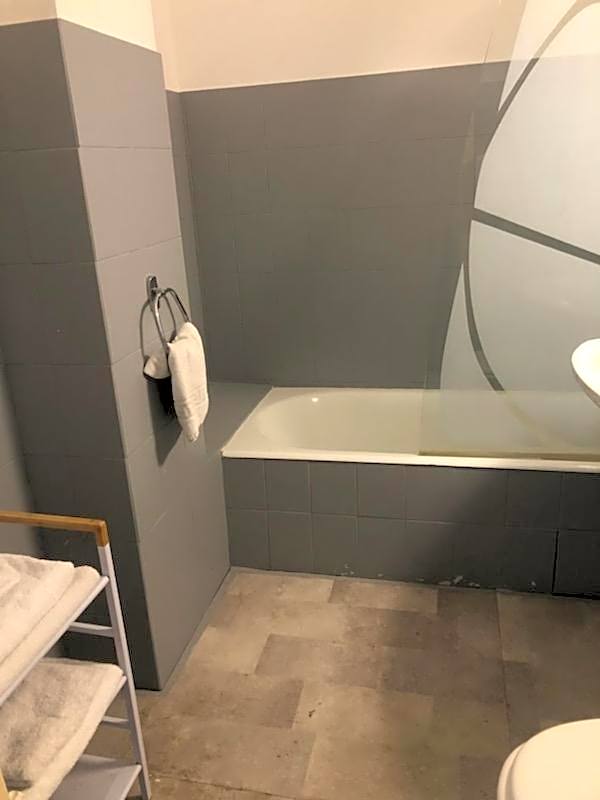 HOTEL BON ACCUEIL