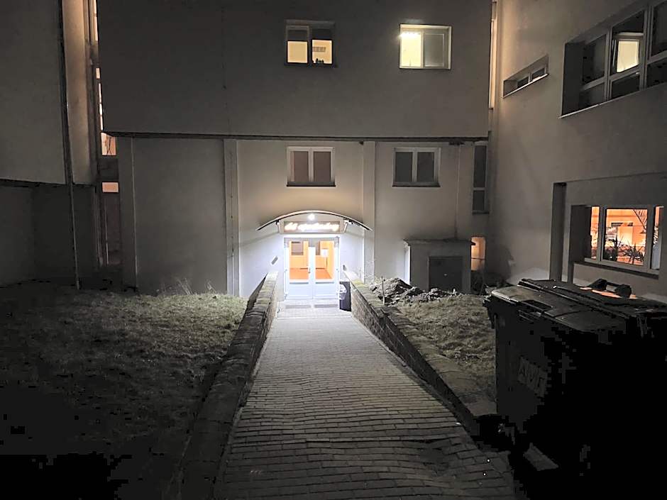 D8 APARTMÁNY