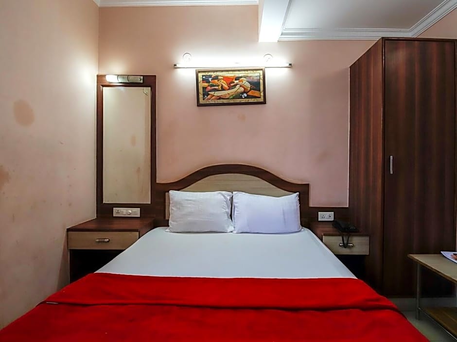 Sri Shambhavi Comforts Apartment