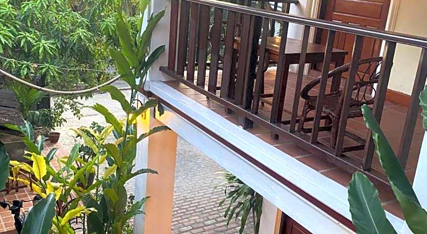 Golden Sun Boutique Hotel