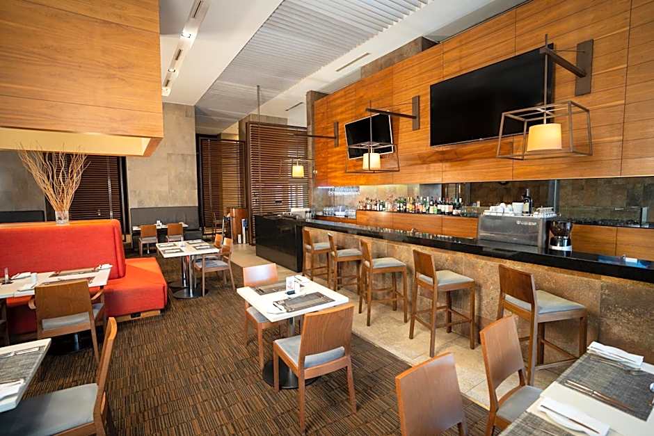 Hilton Garden Inn Santiago Airport