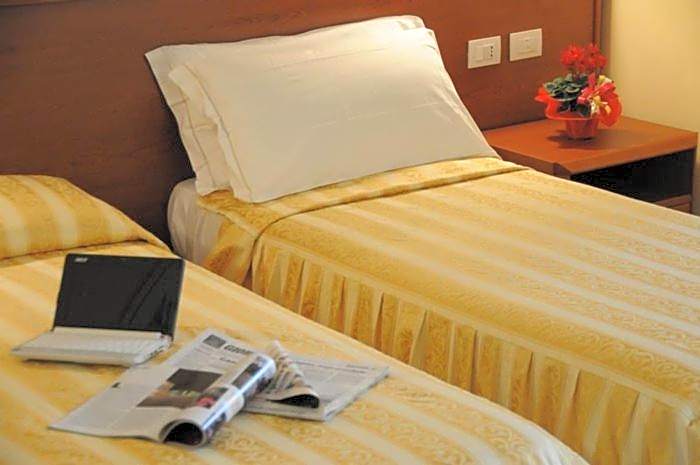 Hotel Industria