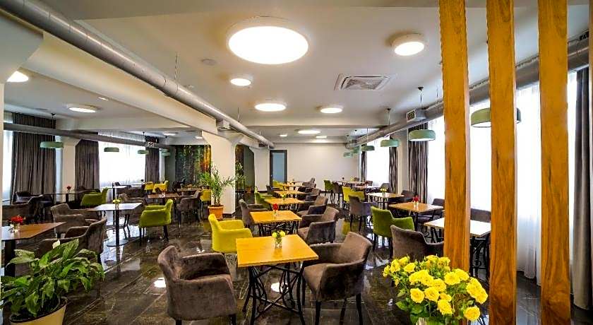 Elysium Gallery Hotel