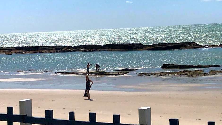 Carneiros Tamandare Apart Hotel Marinas