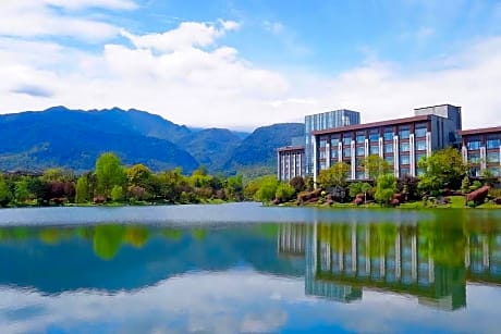 Le Meridien Emei Mtn Resort