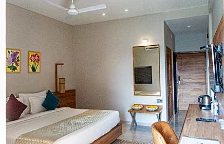 Classic Room with Balcony