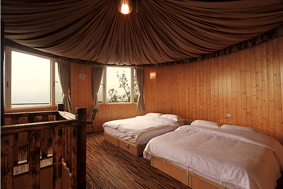 yurt in mountains
