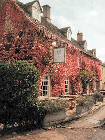 New Inn at Coln