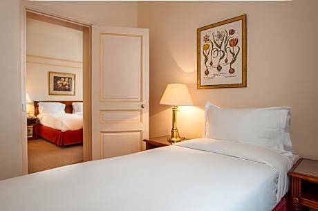 deluxe triple room