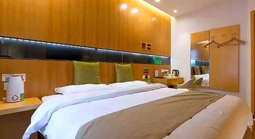 Vatica Xuzhou High Speed Railway Station Hotel