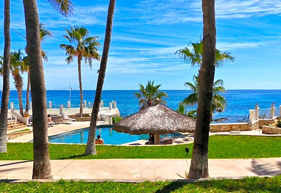 Punta Pescadero Paradise Hotel & Villas