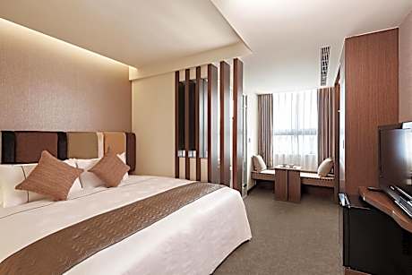 Japanese-Style Double Room