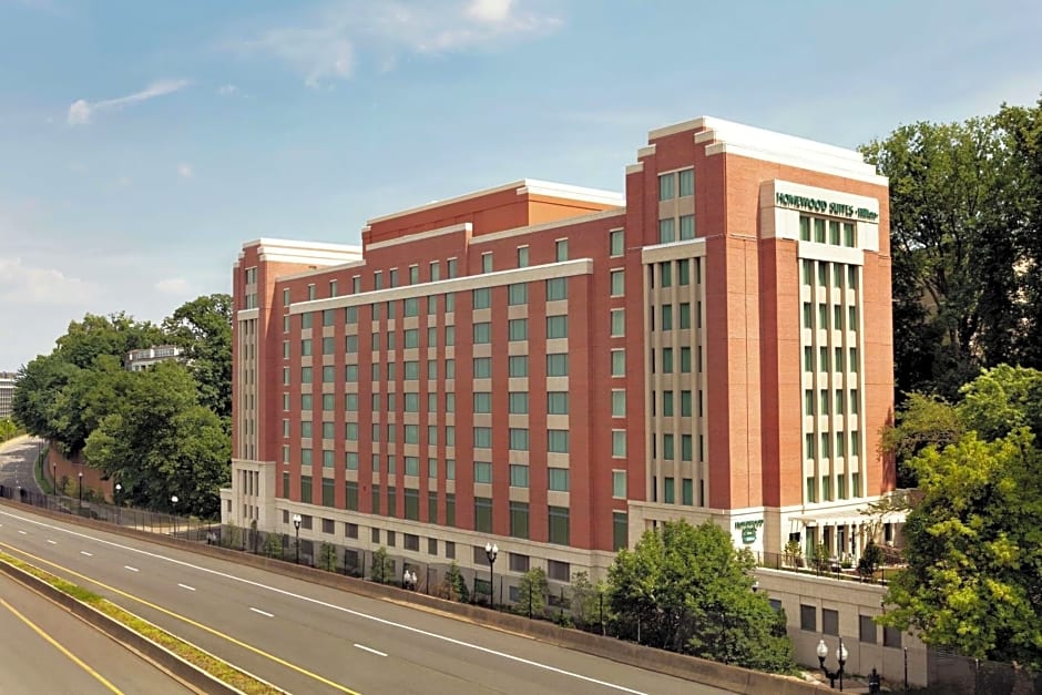 Homewood Suites By Hilton Arlington Rosslyn Key Bridge