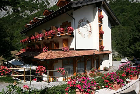 Garni Lago Nembia
