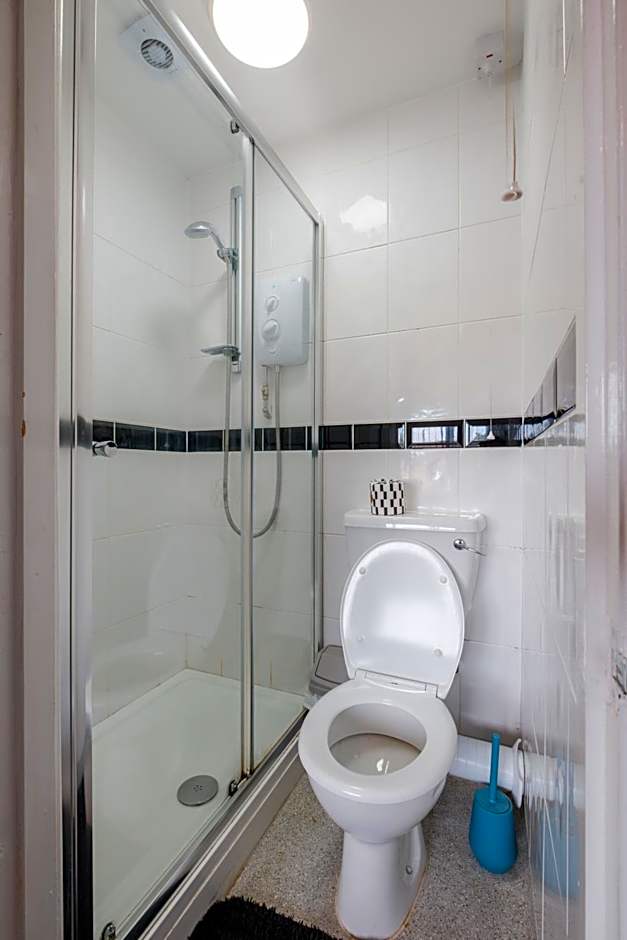 OYO The Pickering Park Hotel