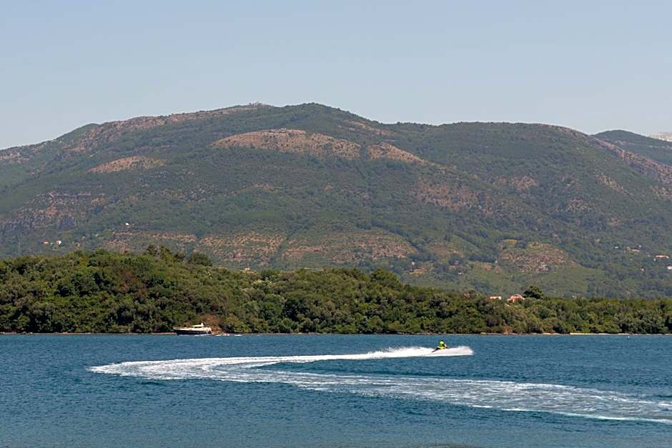 Apart-hotel Villa Lav