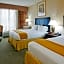 Holiday Inn Express Hotel & Suites Pell City