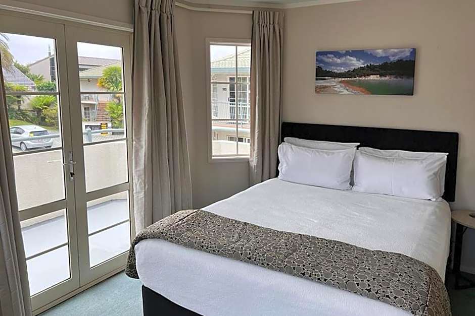 Silver Fern Rotorua - Accommodation & Spa