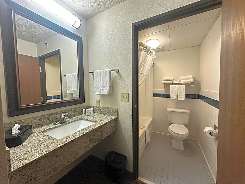 AmericInn by Wyndham Menominee