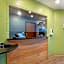 Extended Stay America Select Suites - Wichita - Airport
