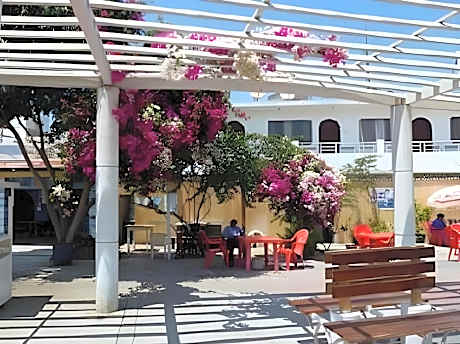 DM Hoteles Mossone - Ica