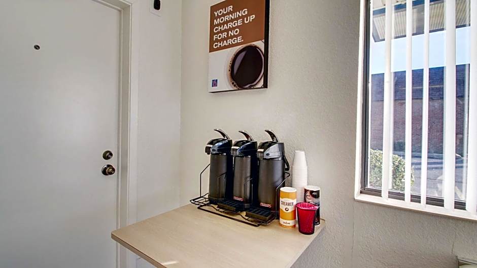 Motel 6-Owensboro, KY