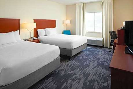 Queen Room with Two Queen Beds and Roll-in Shower - Mobility and Hearing Accessible