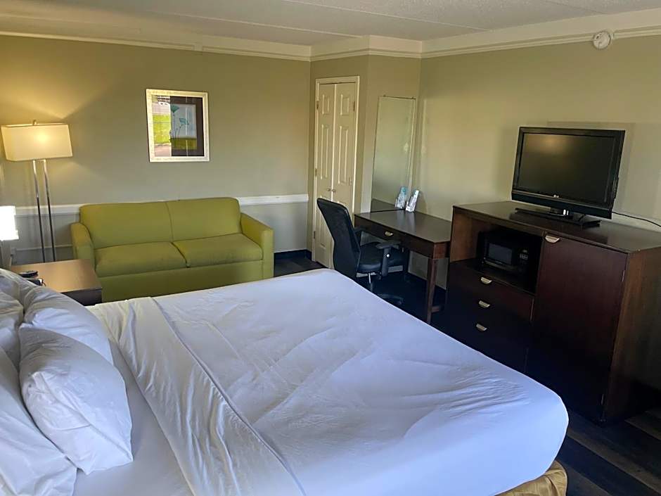 Quality Inn & Suites Tuscaloosa near University
