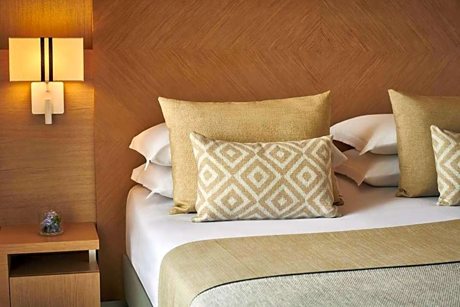 Photo 1 of 2 of Double Room