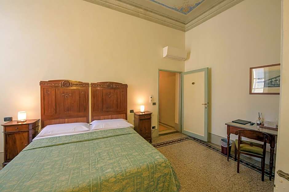 Casa Rovai Guest House