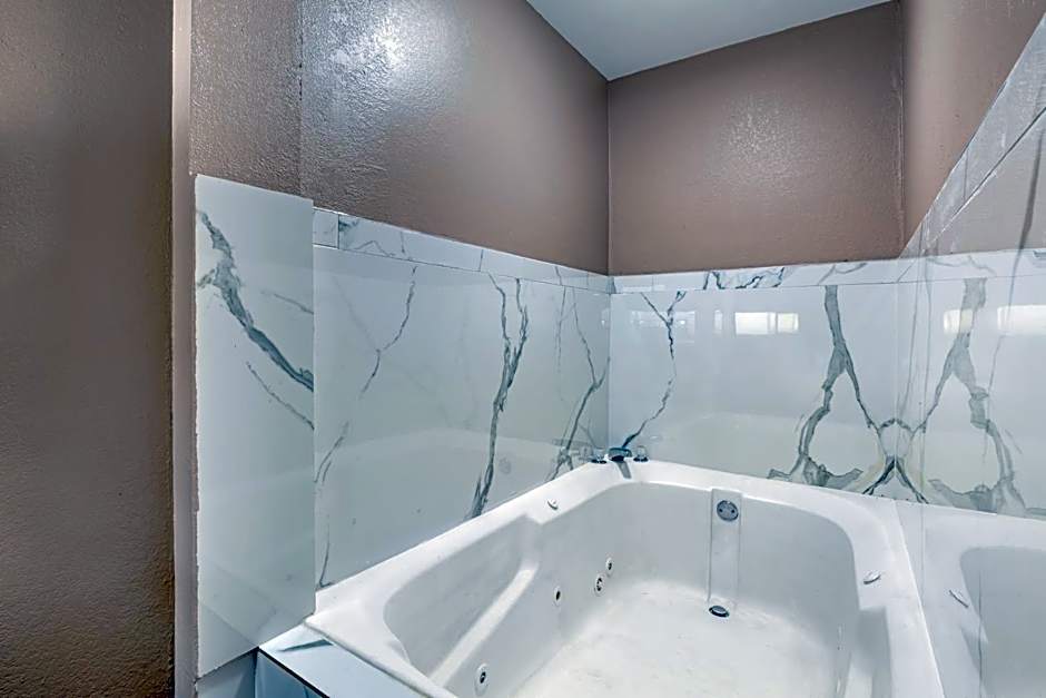 Quality Inn & Suites New Boston - Texarkana West