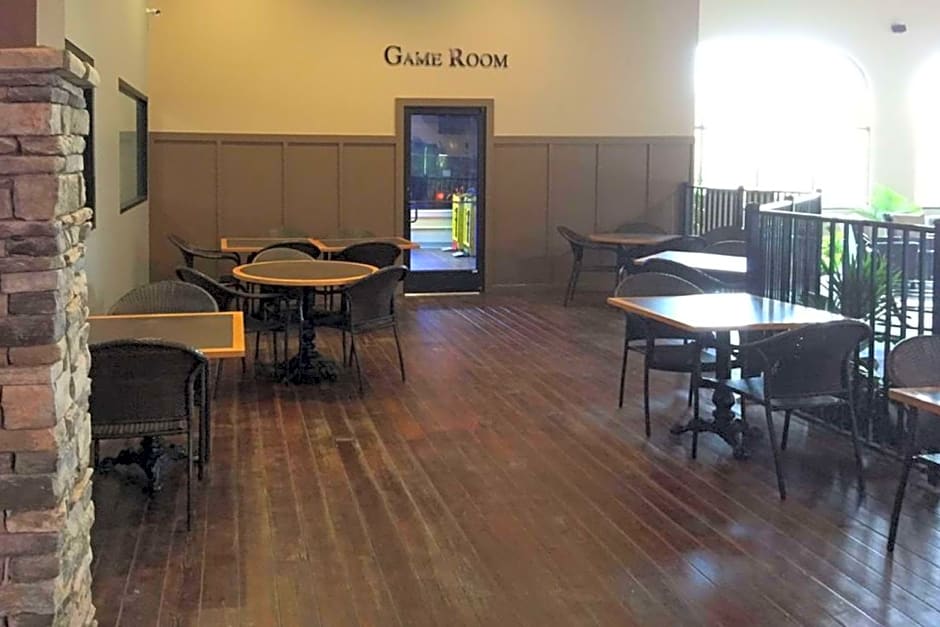 Cascades Mountain Resort – Hendersonville, NC