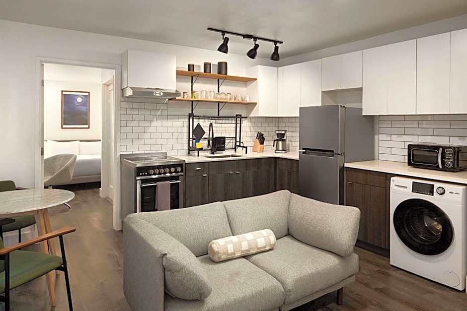 Reside Seattle Downtown, a Wyndham Residence