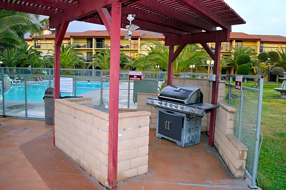 Ontario Airport Inn