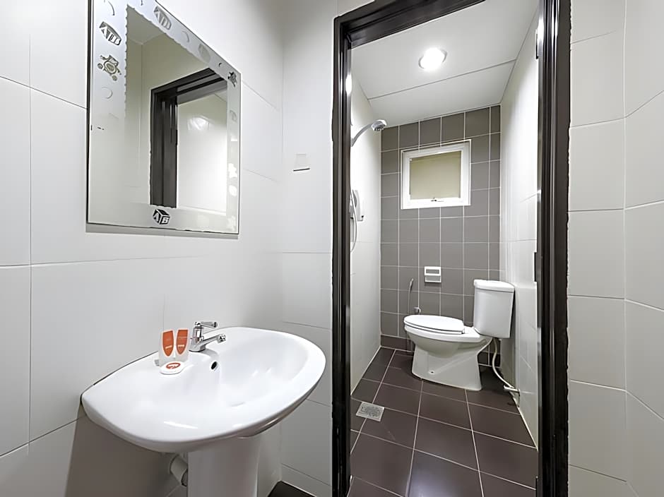 Capital O 812 Hotel SMC Seksyen 13